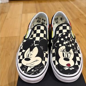 Disney Vans Slip-On Shoes Mickey and Minnie Black and White